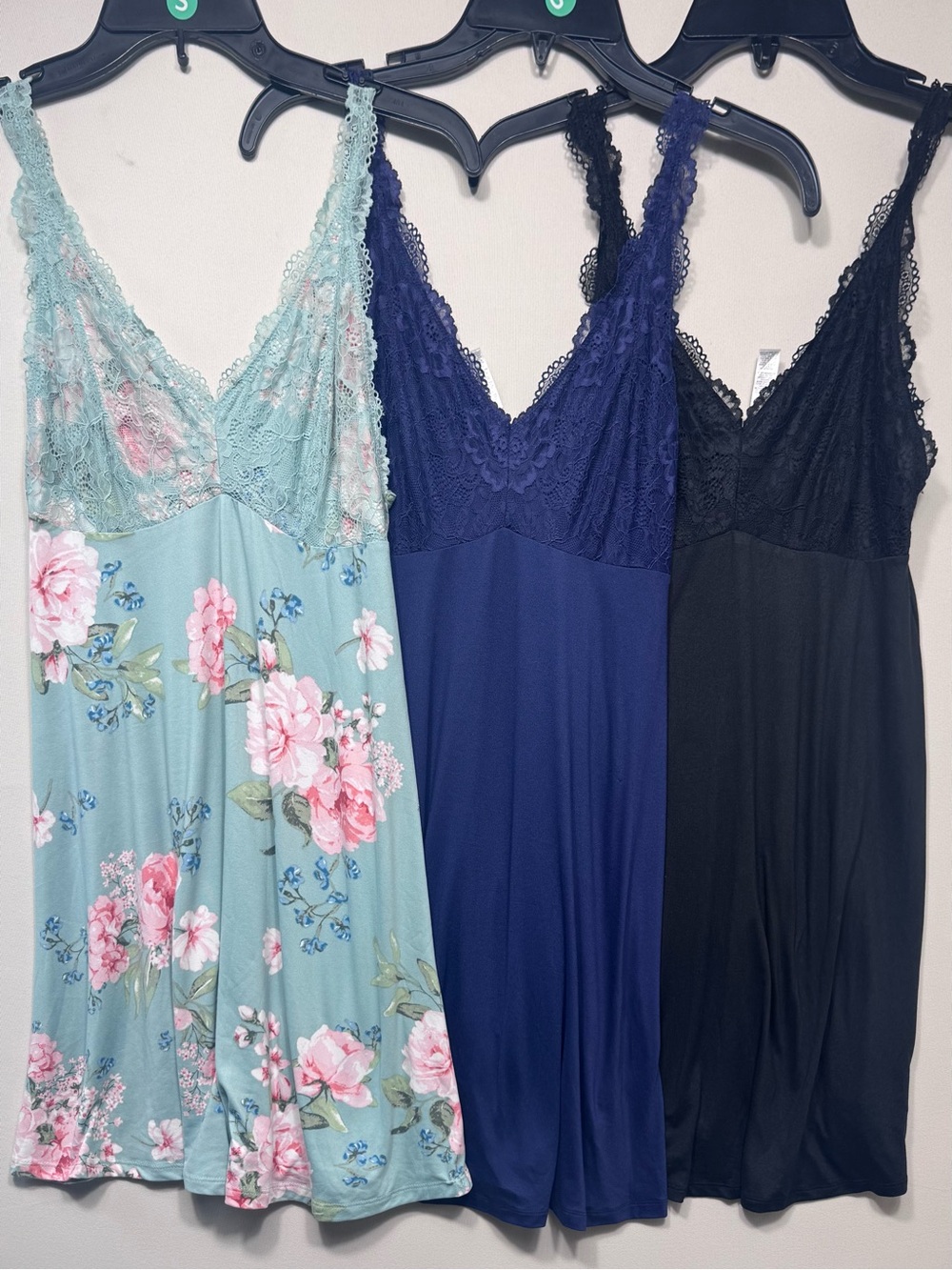 3-Pack Flora nikrooz lace chemise NWOT size small